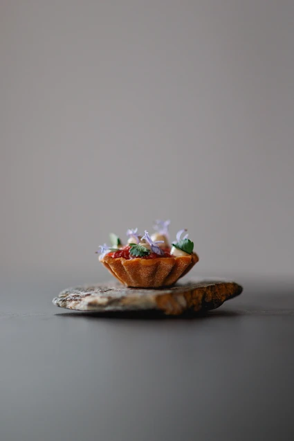 Light Lunch in Wine Resort: L’Aperitivo Creativo Vista Lago a Lazise 21